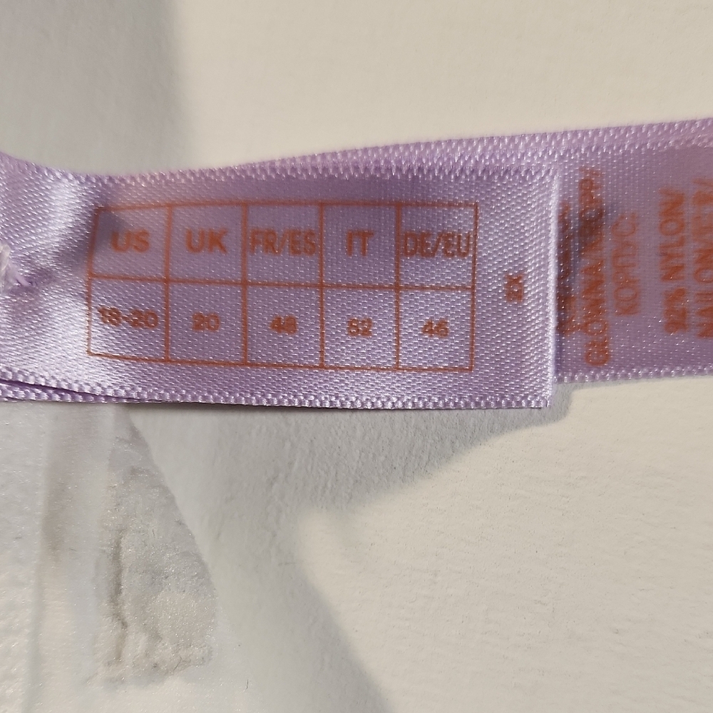 Savage X Fenty White Slim-Strap Scoop‎ Bodysuit with Logo Seamless Teddy Size 2X - Picture 8 of 12